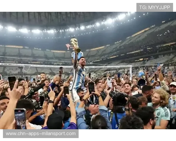 巴黎考虑签下荷兰核心取代即将离队者