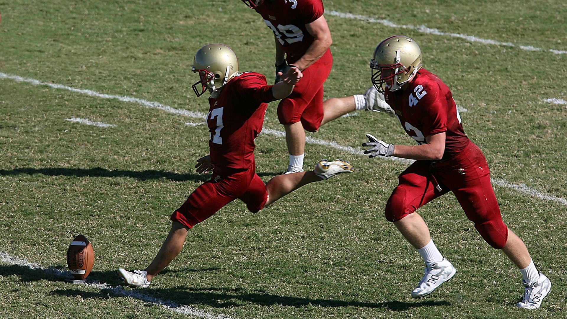 全国青少年射箭赛在五一期间精彩进行，中国青少年射箭训练大纲